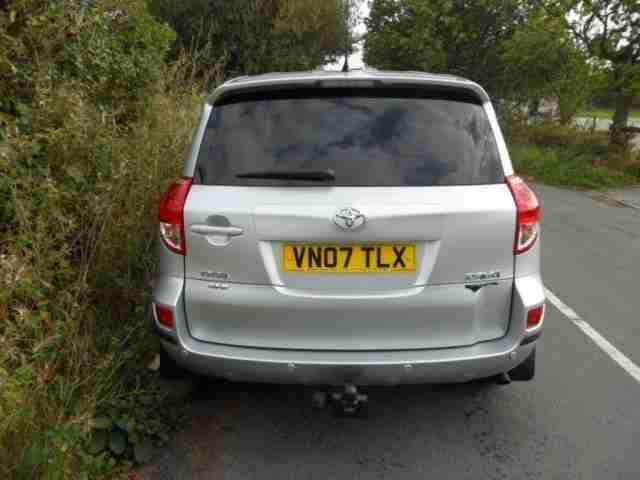 2007 07 TOYOTA RAV4 2.2 XT-R D-4D 5D 135 BHP DIESEL