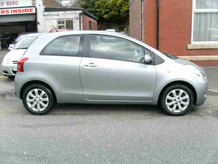 2007 (07) TOYOTA YARIS 1.3 VVT-i ZINC 3DR * LOW MILES ** FULL SERVICE HISTORY *