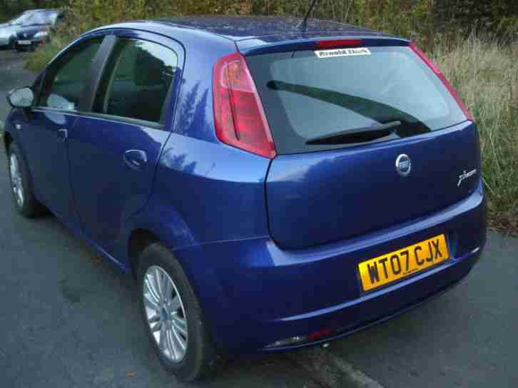2007 07 plate Fiat Grande Punto 1.2 Dynamic 5 dr met blue