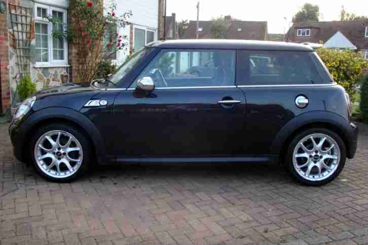 2007 (57) MINI COOPER S AUTO BLACK (Very High Spec)