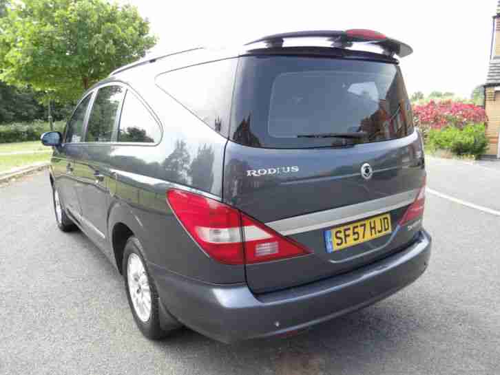 2007 57 REG SSANGYONG RODIUS 270 S 7 SEATER PRIVACY GLASS PARKING SENSORS GREY