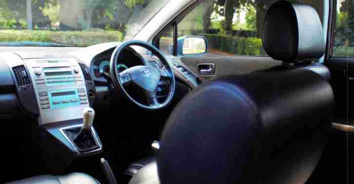 2007 (57 REG) TOYOTA COROLLA VERSO T3 D-4D BLACK ***PRICED TO SELL!!!***