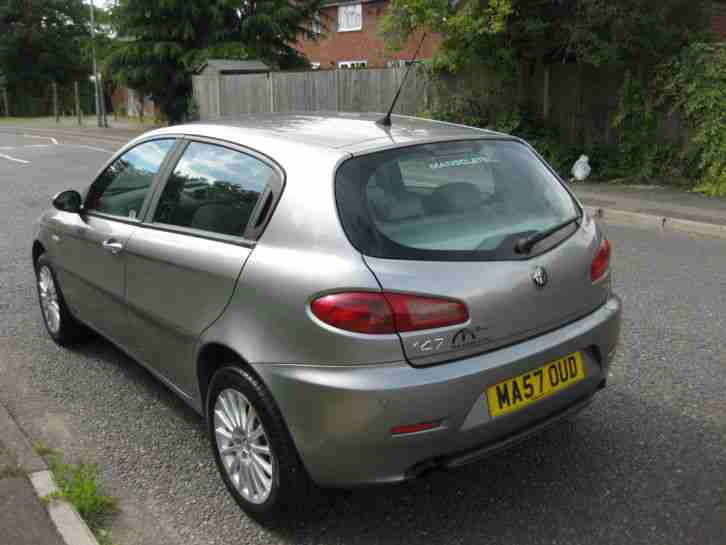 2007-Alfa Romeo 147 1.9 JTDM Lusso 5dr/SAT NAV/FULL LEATHER SEATS/PARKING SENSOR