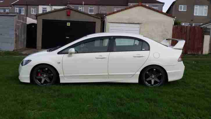 2007 HONDA CIVIC TYPE-R FD2 CHAMPIONSHIP WHITE
