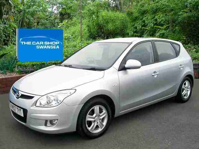 2007 HYUNDAI I30 AUTOMATIC 1.6 Comfort Auto SERVICE HISTORY AUTOMATIC