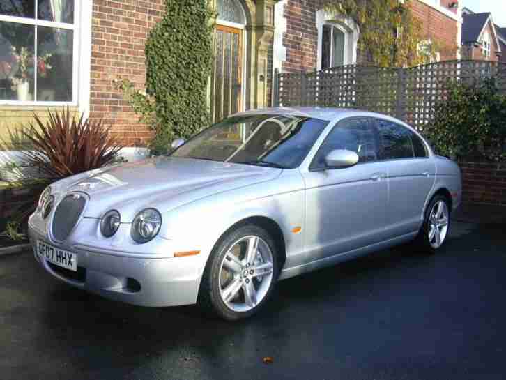 2007 Jaguar S-TYPE 4.2 V8 auto R, SUPER LOW MILES. FANTASTIC CONDITION.