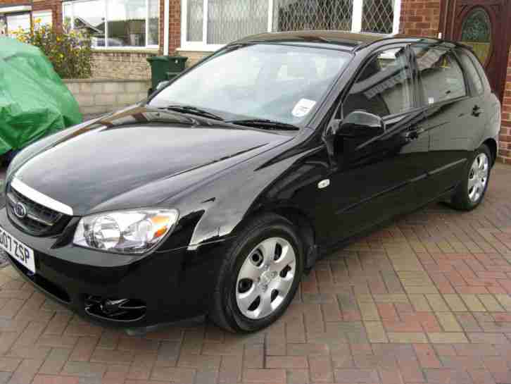 2007 CERATO GS BLACK DIESEL LOW MILAGE