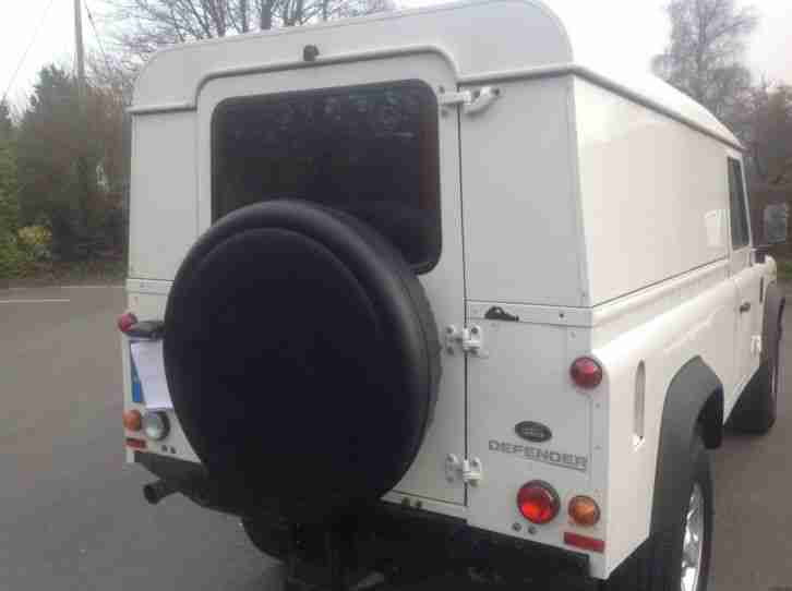 2007 LAND ROVER DEFENDER 110 HARD TOP WHITE