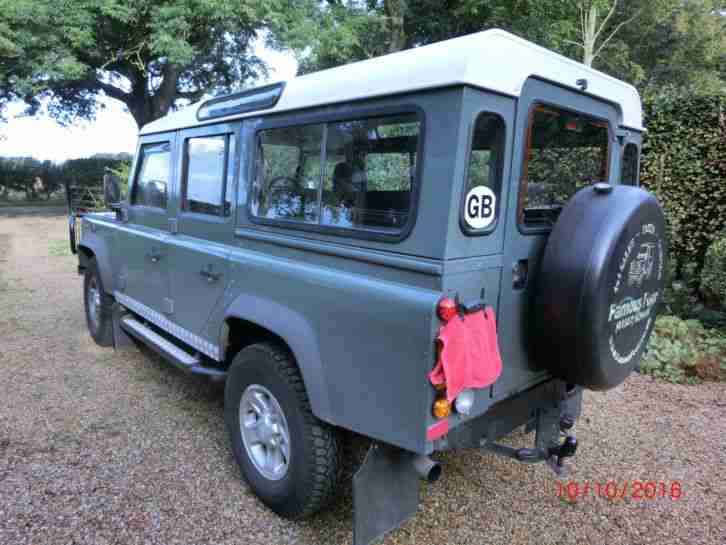 2007 LAND ROVER DEFENDER 110 TD5 COUNTRY STATION WAGON 9 SEATER
