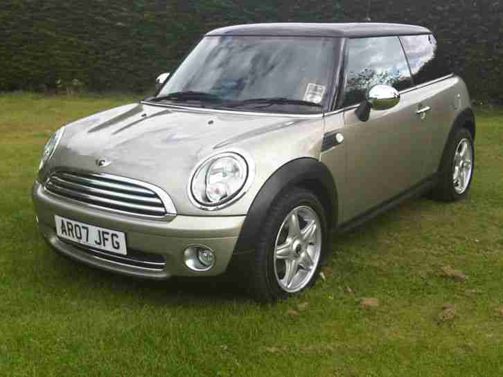 2007 MINI COOPER FULL LEATHER 39000 MILES