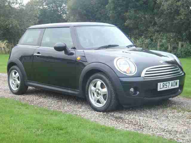 2007 Mini 1.6 Cooper Petrol Manual in Black Quality Car Value