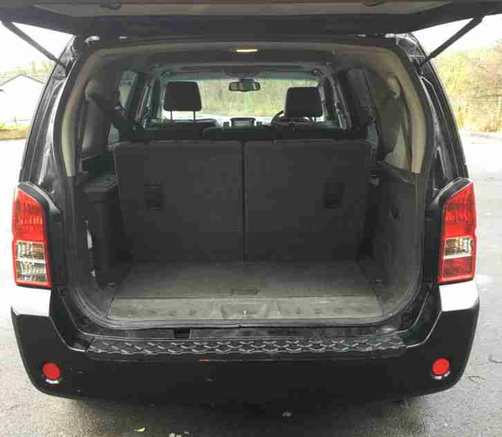 2007 NISSAN PATHFINDER AVENTURA DCI A BLACK 7 Seats