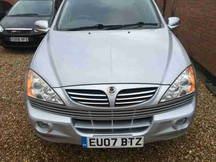2007 SSANGYONG KYRON 2.0 DIESEL SX AUTO SILVER STARTS/RUNS SPARES OR REPAIRS