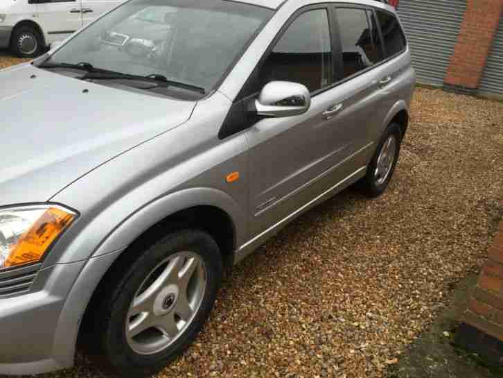 2007 SSANGYONG KYRON 2.0 DIESEL SX AUTO SILVER STARTS/RUNS SPARES OR REPAIRS