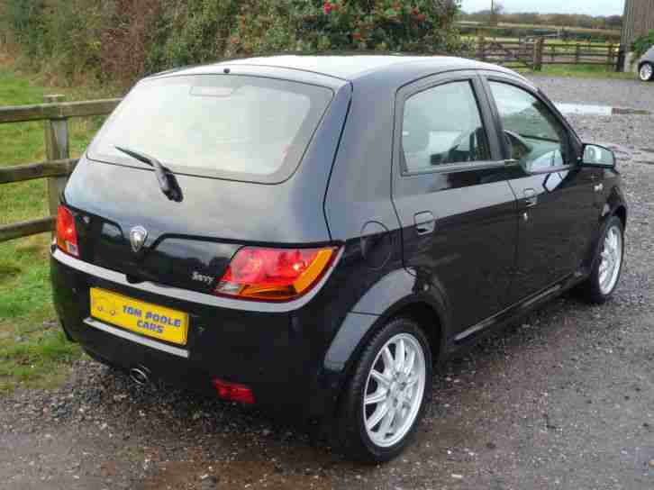 2007 Solid Black Proton Savvy 1.2 Style 5 Dr Petrol