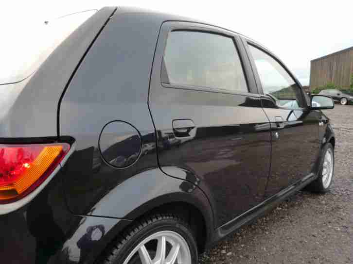 2007 Solid Black Proton Savvy 1.2 Style 5 Dr Petrol