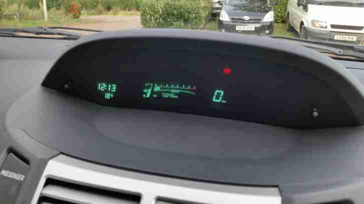 2007 TOYOTA YARIS ZINC SILVER