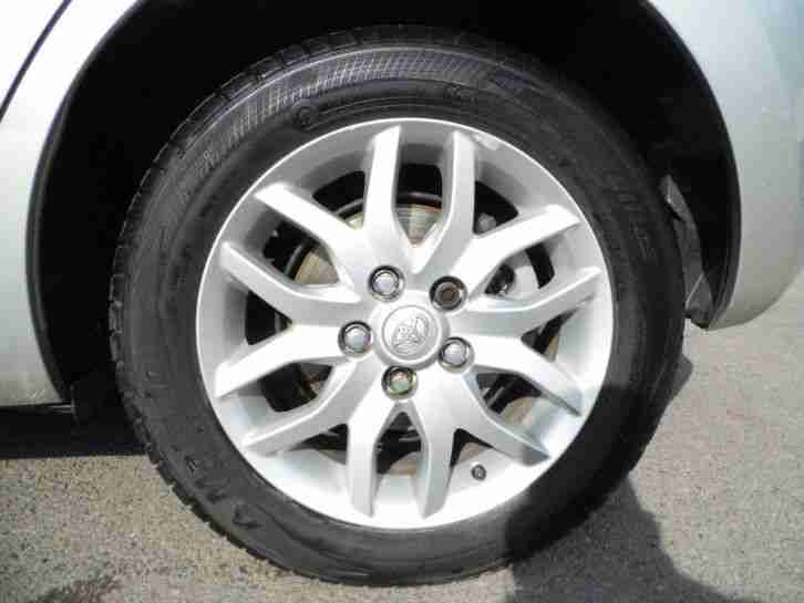 2007 Toyota Auris 1.4 1.4D-4D T3 5dr Diesel Silver SEMI AUTO