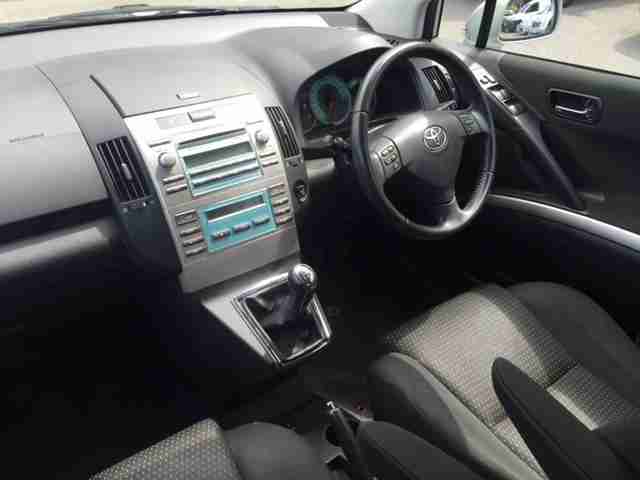2007 Toyota Corolla 1.8 VVT-i T3 5dr Petrol silver Manual