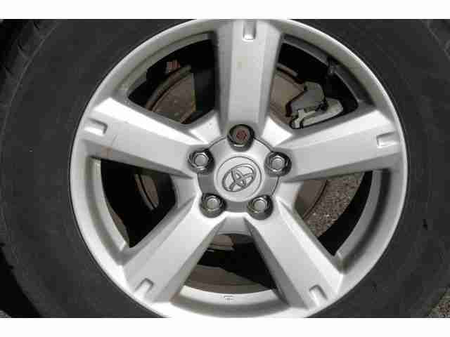 2007 Toyota Rav 4 2.2 D-4D Xt-R 5Dr Diesel Estate