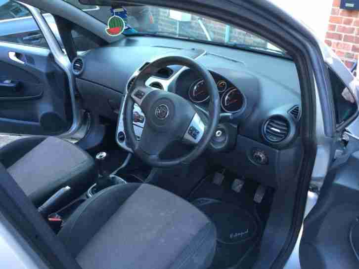 2007 VAUXHALL CORSA 1.4 SXI tax till dec 14