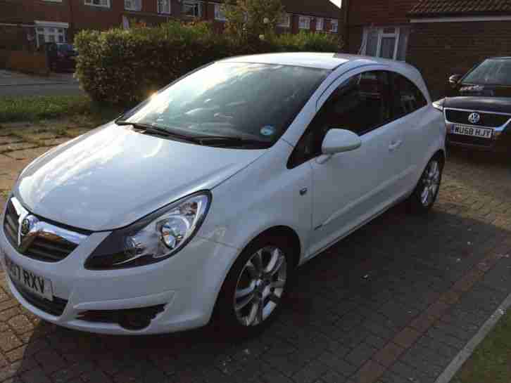 2007 VAUXHALL CORSA SXI WHITE