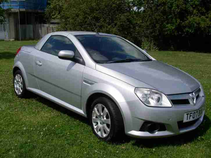 2007 VAUXHALL TIGRA TWINPORT COUPE CONVERTIBLE 1.4 SILVER