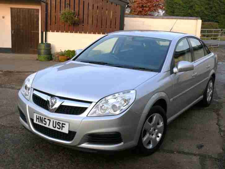 2007 VAUXHALL VECTRA EXCLUSIV SILVER