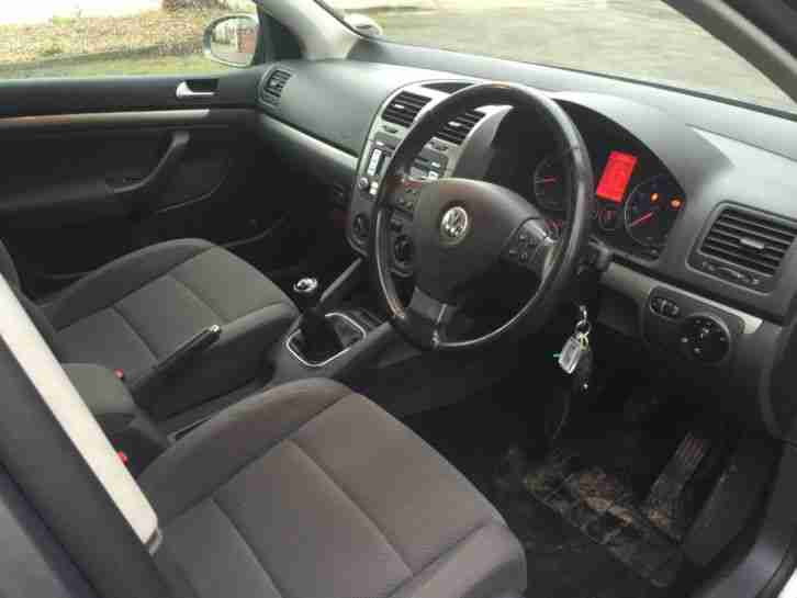 2007 VOLKSWAGEN GOLF MATCH FSI 115 GREY (Mint condition)
