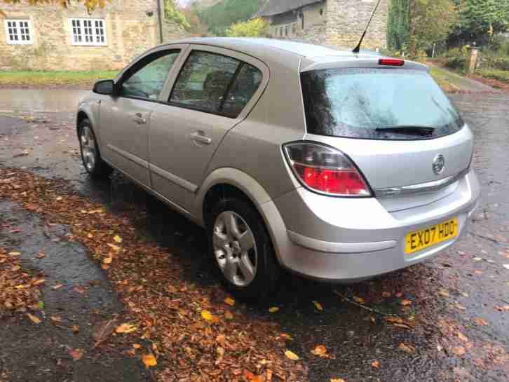 2007 Vauxhall Astra, 53k only, long MOT, new clutch.