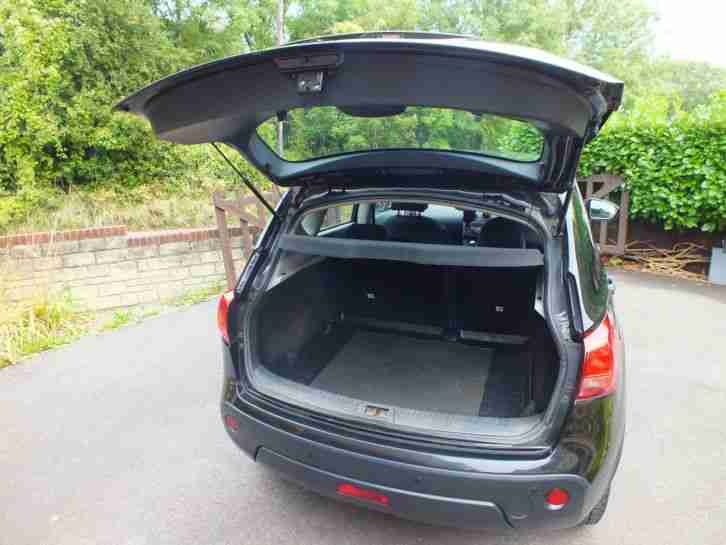 2008 (08 reg) Nissan Qashqai 1.6 Visia 5 door Black Petrol