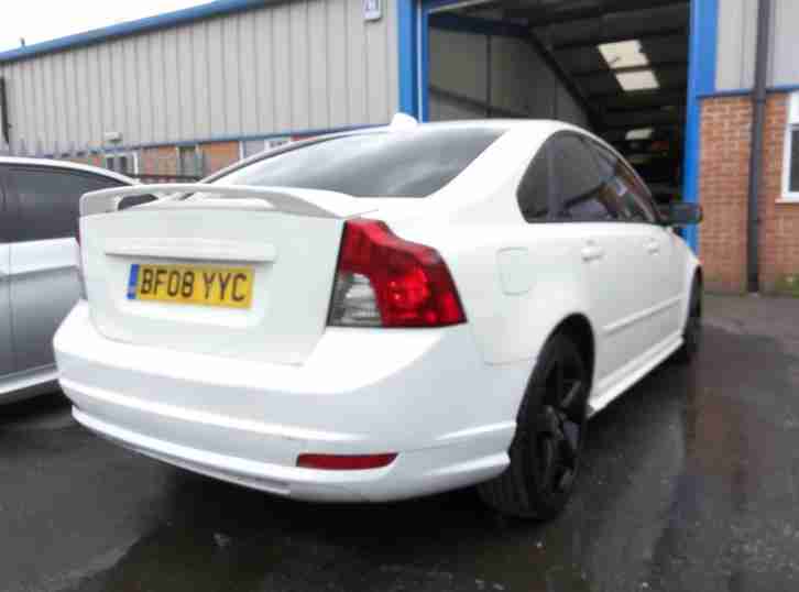 2008 08REG VOLVO S40 SPORT WHITE 2.0 TURBO DIESEL DAMAGED REPAIRABLE SALVAGE