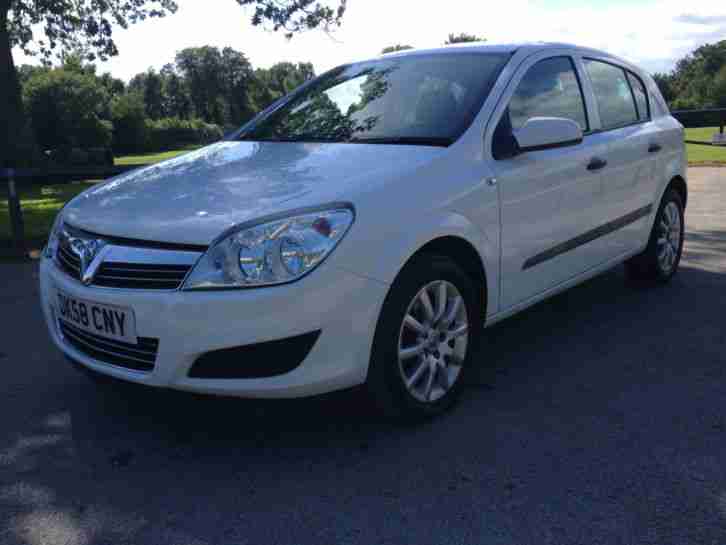 2008 58 VAUXHALL ASTRA 1.7 CDTI WHITE EX POLICE 1 OWNER FROM NEW CLEAN CAR