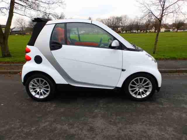 2008 58'reg Smart fortwo 1.0 ( 71bhp ) Passion Convertible 40,000 miles