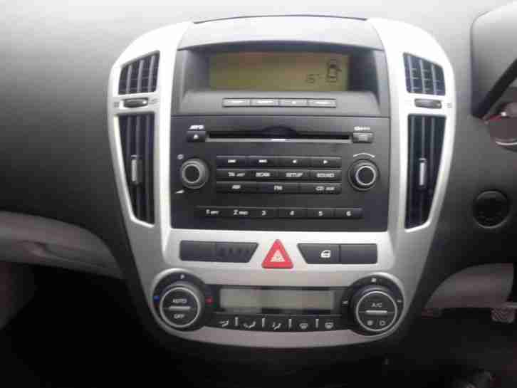 2008 Kia CEED LS 1.6 5dr, Air Conditioning, Full Electric Windows And Remote Cen