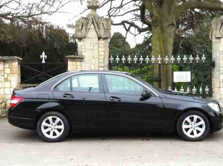 2008 Mercedes Benz C Class C180K SE 4dr Auto 4 door Saloon