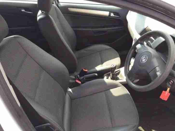 2008 VAUXHALL ASTRA CDTI 100 WHITE