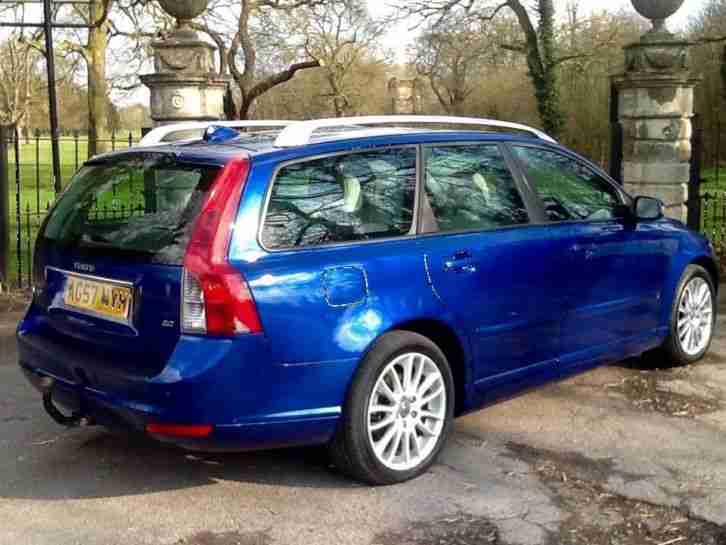 2008 Volvo V50 2.0 SE LUX ** SUPERB LOOKS & FEATURES **