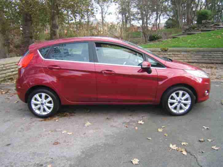 2009 09 Ford Fiesta 1.25 Zetec 5DR 26500 MILES ALLOYS AIR CON LOW INS CD