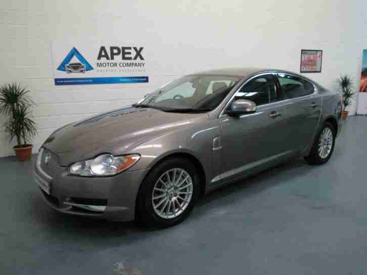 2009 09 XF 2.7TD Auto Luxury + Sat Nav