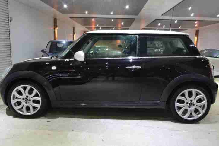 2009 09 MINI COOPER D 1.6 DIESEL 3 DOOR CHILLI PACK 60+ MPG £20/YR ROAD TAX FSH