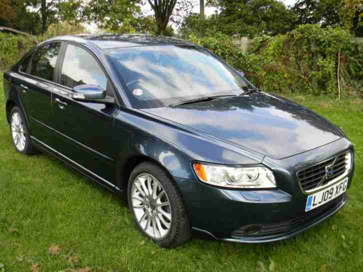 2009 09 Volvo S40 2.0D SE LUX,4DR,SALOON, 6 SPEED MANUAL, ONLY 19000 MILES