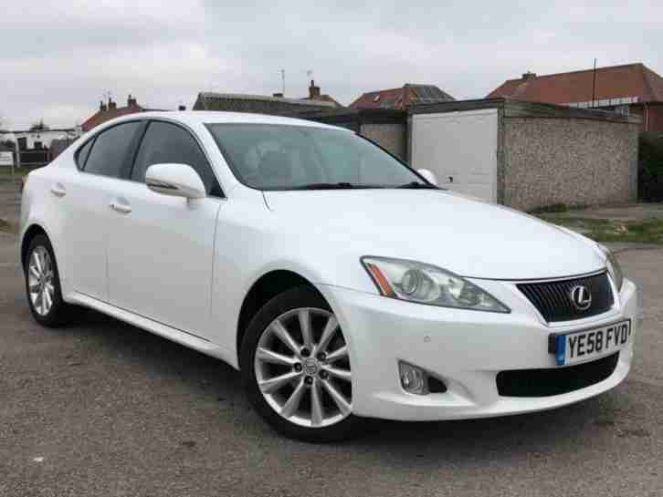 2009 58 LEXUS IS 2.2 220D SE I FINISHED IN STUNNING WHITE WITH HEATED PLUS COOLE