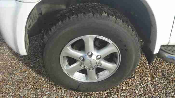 2009/59 ISUZU RODEO DENVER 2.5 MAX DOUBLE CAB PICKUP IN WHITE AND NO VAT TO ADD!
