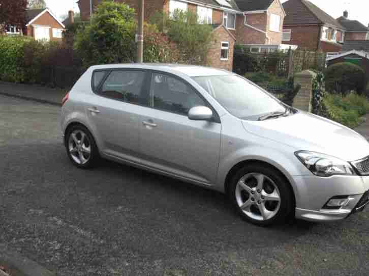 2009 59 KIA CEED 3 1.6 16V, 12 MONTHS MOT, ASTRA, FOCUS, MEGANE, A3, GOLF, VOLVO