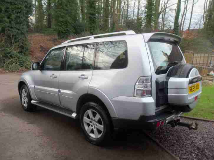 2009-59 Mitsubishi Shogun 3.2DI-D LWBA auto Elegance