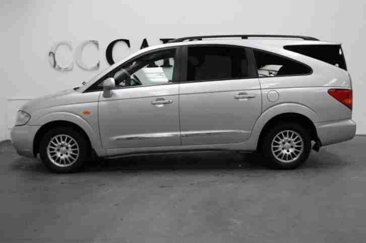 2009 59 SSANGYONG RODIUS 2.7 270 ES 5D 163 BHP DIESEL