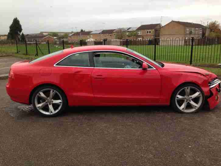 2009 A5 RED 2.0 TDI COUPE LIGHT DAMAGED