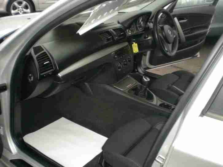 2009 BMW 1 SERIES 118d Sport