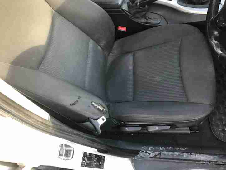 2009 BMW 330D AC TOURING WHITE EX POLICE